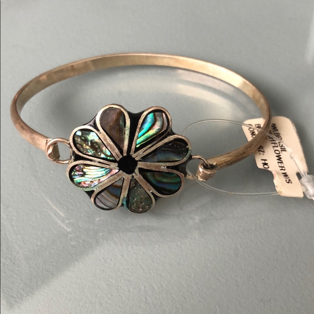 Flower Bangle NWT
